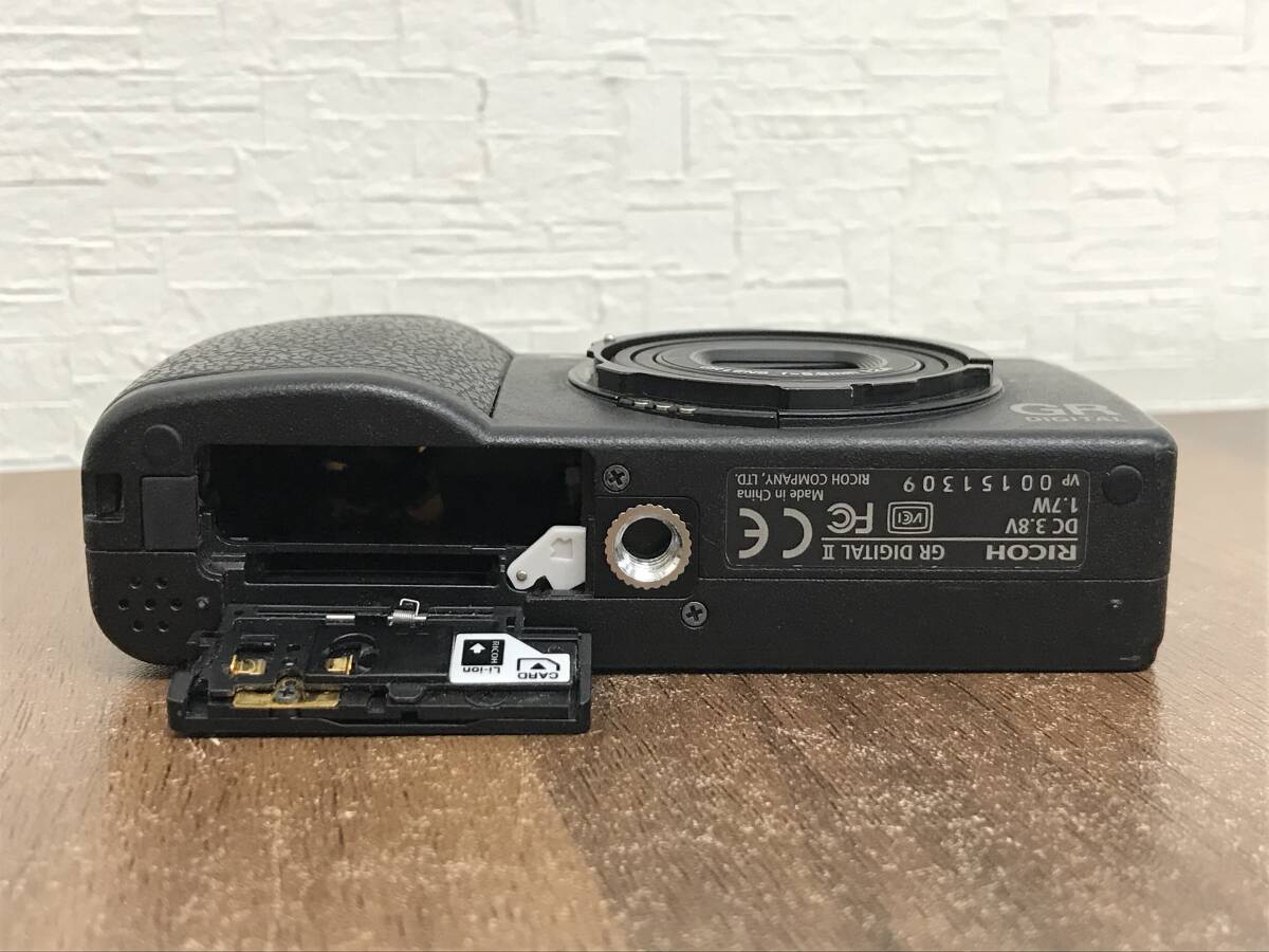 H1035 RICOH リコー GR DIGITAL II コンパクトデジタルカメラ リングキャップ欠品 動作確認済み