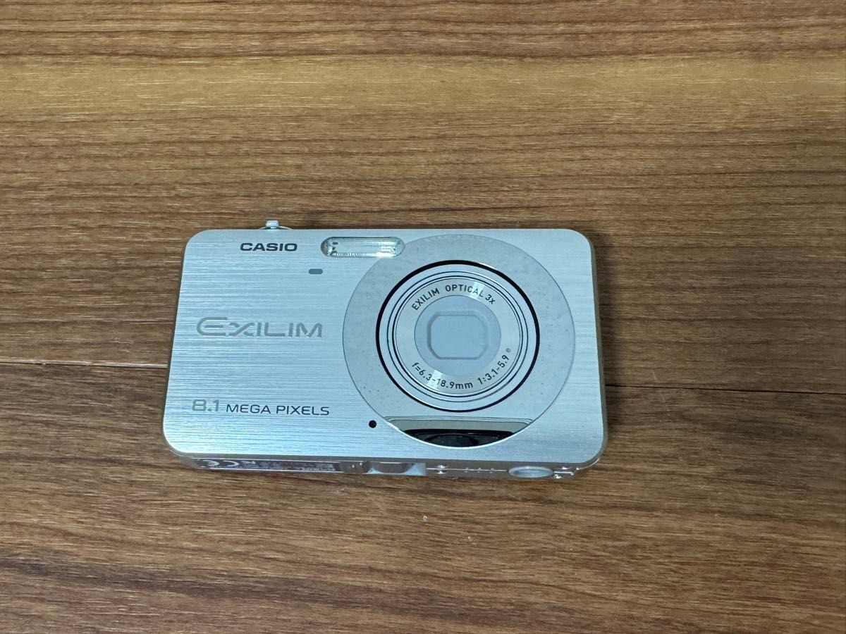 【未使用品】CASIO EXILIM EX-Z80 デジカメ