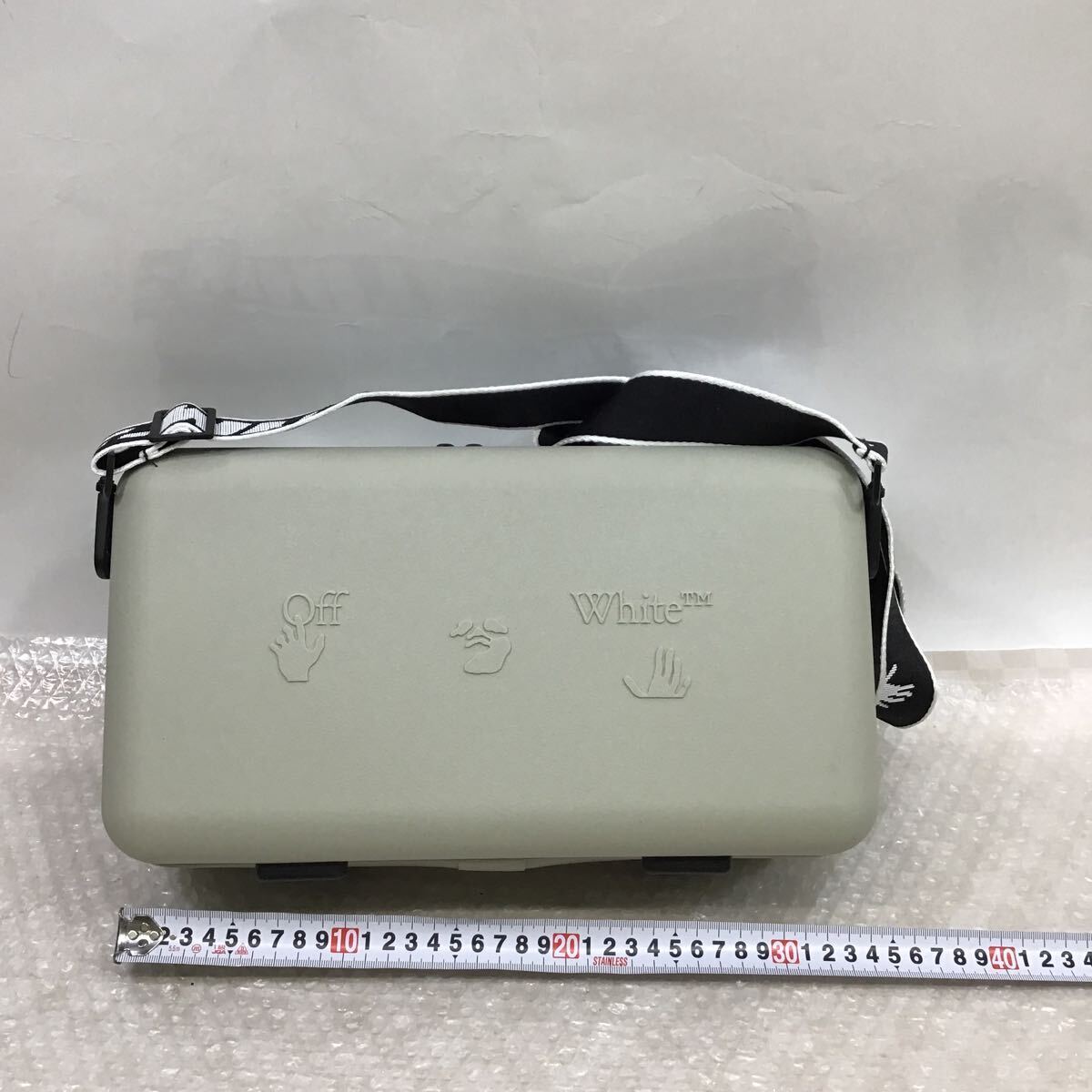 c8[ including in a package possible ]1 Star Off-White shoulder bag eggshell white amo-re Pacific protection BOX case 