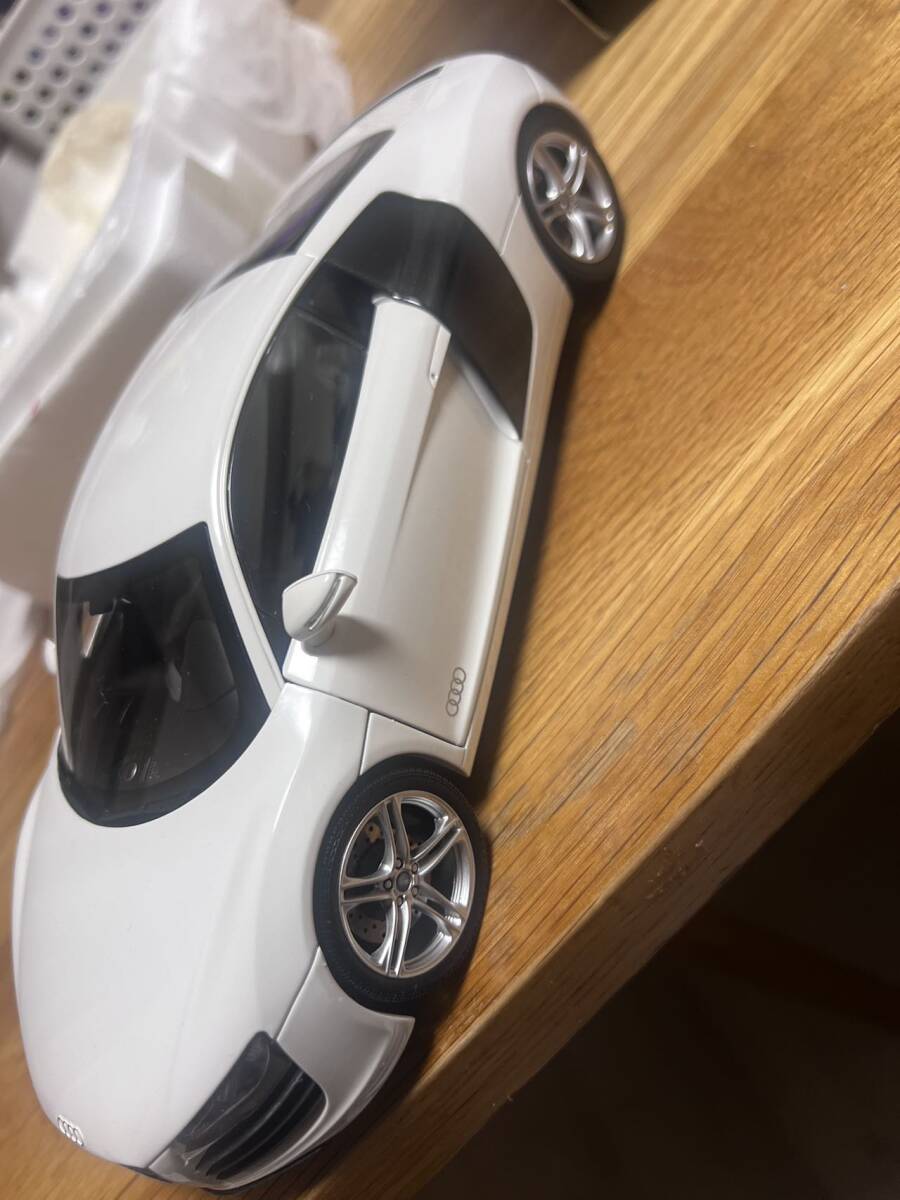 1円スタート 美品 京商 1/18 アウディ R8 ホワイト Kyosyo Audi R8 Whiteの画像5