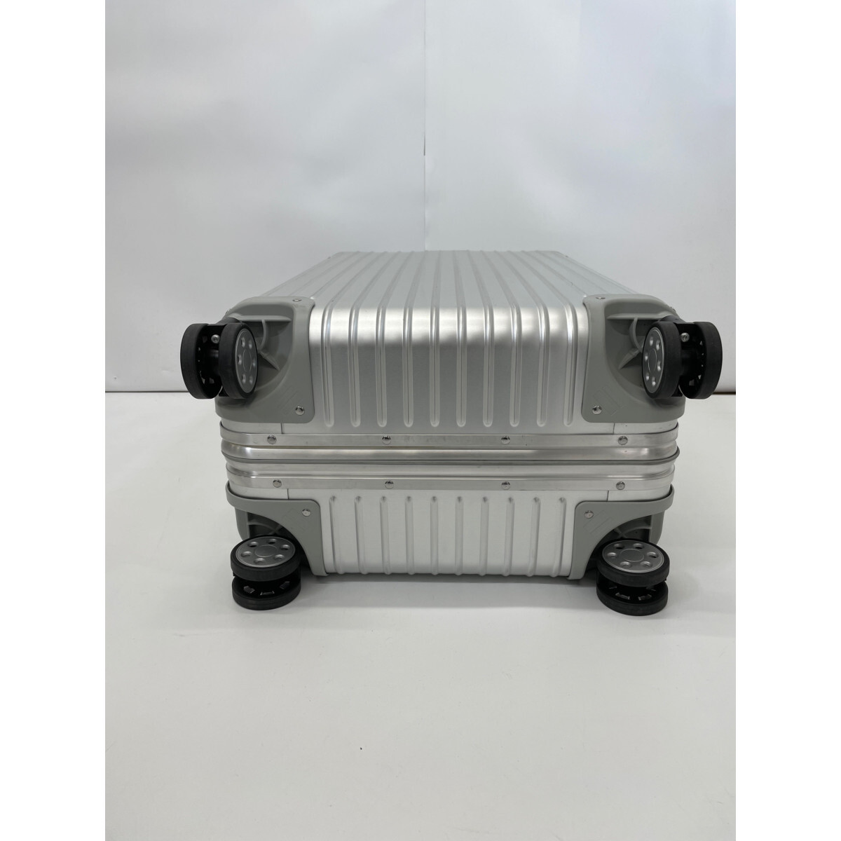 1円 RIMOWA リモワ 924.63.00.4 トパーズ 4輪 マルチホイール 68L キャリーケース スーツケース キャリーバッグ シルバー