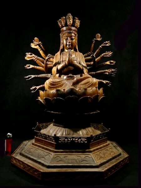 d0420 全高 約57.5cm 非常に大きな木彫 千手観音坐像 仏像 仏教美術_画像2