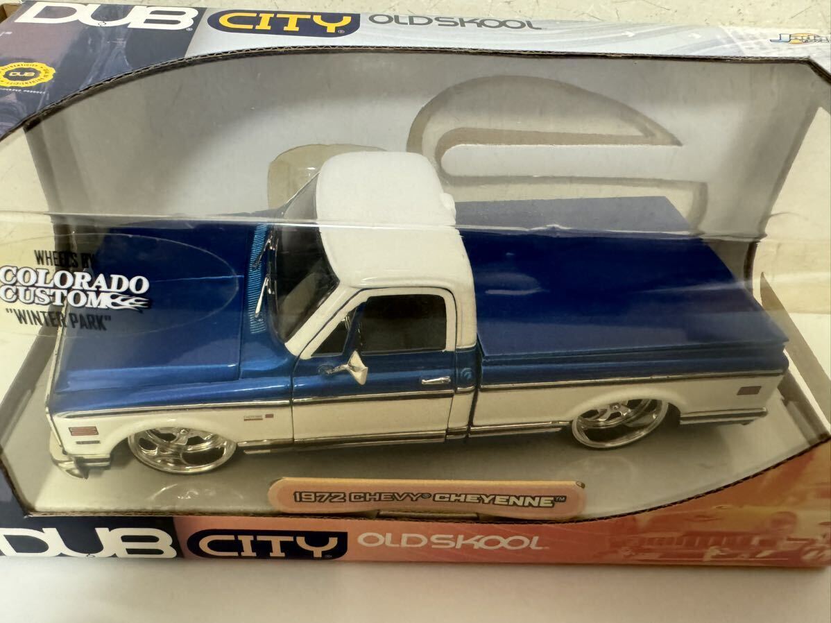  Jada TOYS DUB CITY 1972年 CHEVY CHEYENNEブルーメタリック×ホワイト 1/24スケールの画像2