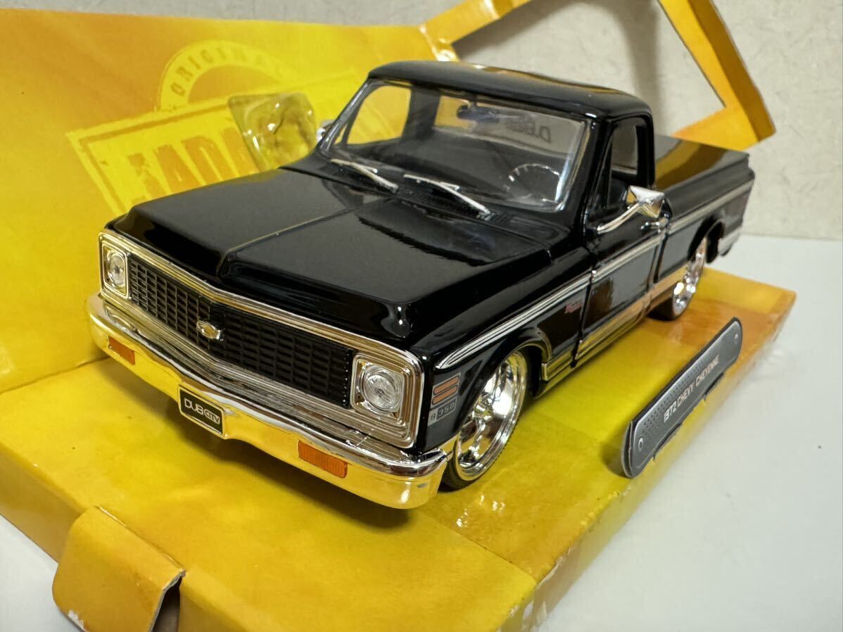  Jada TOYS DUB CITY 1972年 CHEVY CHEYENNEブラック 1/24スケールの画像5