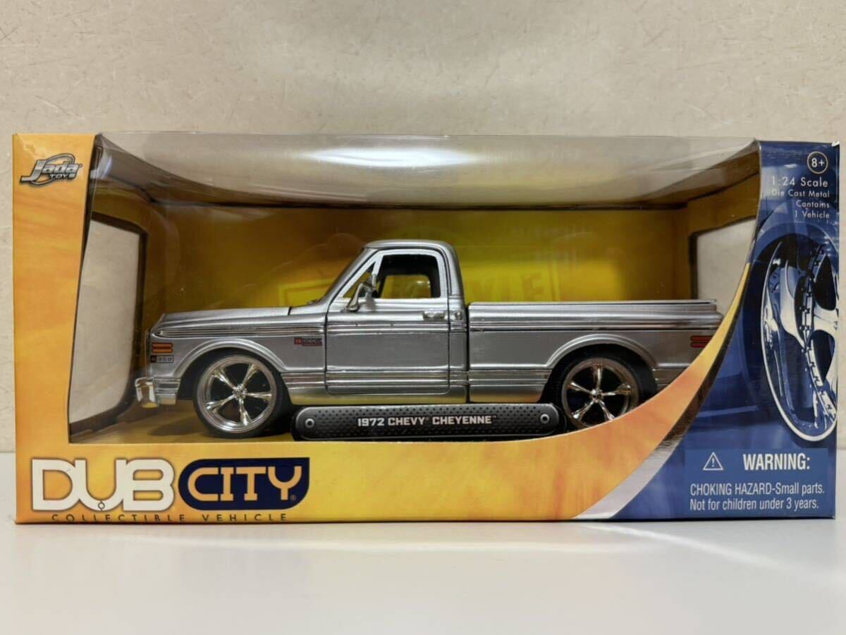  Jada TOYS DUB CITY 1972年 CHEVY CHEYENNEシルバー 1/24スケールの画像1