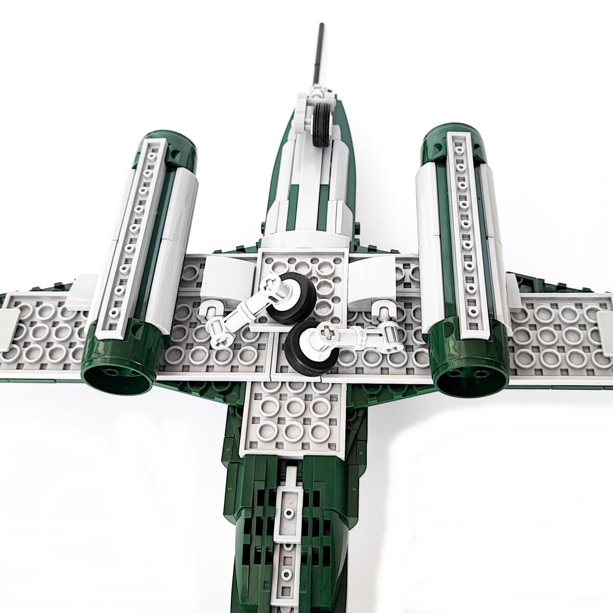 ESシリーズ Me262 LEGO互換 シュヴァルベ ドイツ ブロック戦闘機 ブロック プレゼント メッサーシュミット 338PCS パンツァーブロックス_画像8