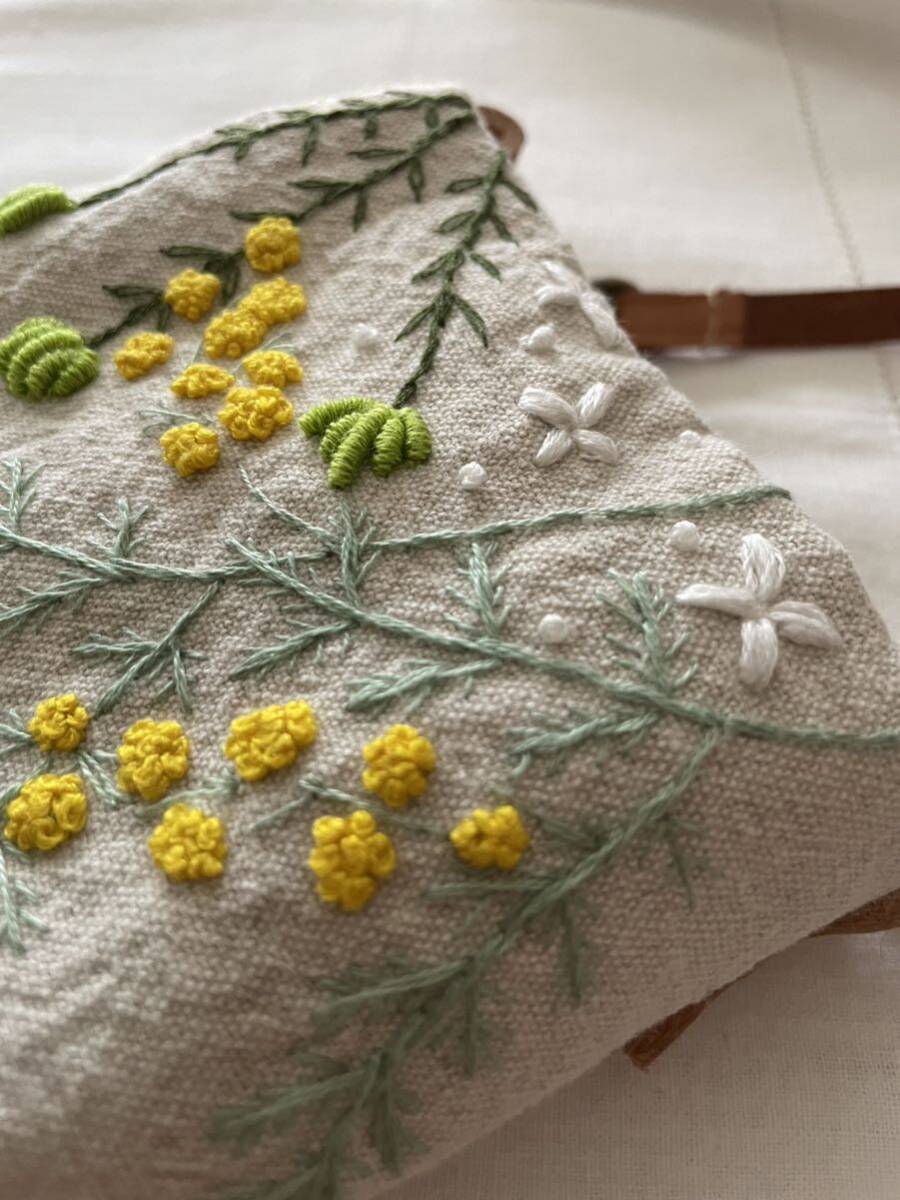 ! hand made! hand embroidery smartphone pochette smartphone pouch smartphone case ... flower 
