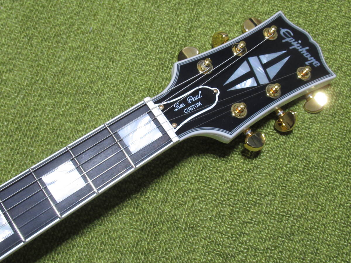 ★☆エピフォン★☆★ Inspired by Gibson Custom 1963 Les Paul SG Custom with Maestro Vibrola (Classic White)_画像5