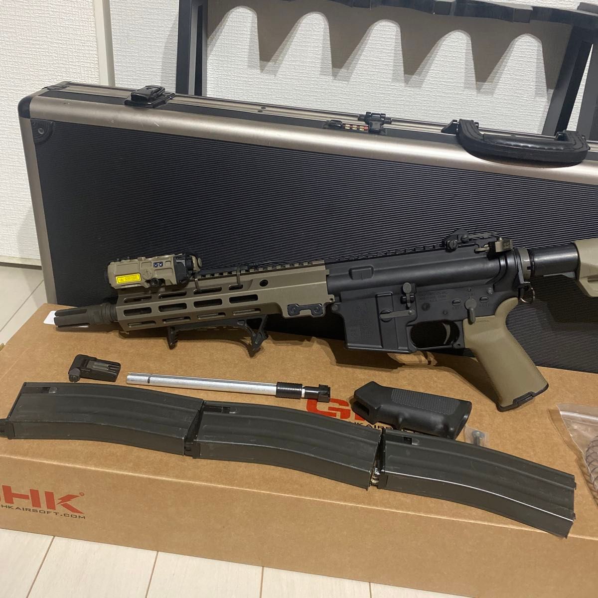 GHK urg-i2023ver 10.3インチco2ガスブローバック