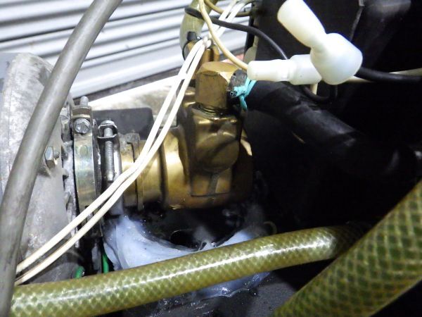 f1565▼ ダイヘン 冷却水 循環装置 WATER TANK PU-301 単相200V 溶接機 モータ動作確認 ポンプNG ジャンク 中古_画像9