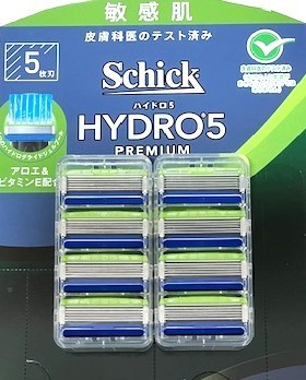 ●送140~schick HYDRO5 シック ハイドロ5 プレミアム 敏感肌　替刃 8個 五枚刃 メンズ 脱毛 髭剃り_画像1