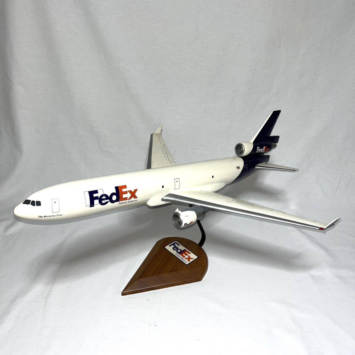 激レア 非売品 木製 飛行機模型 MD-11 FEDEX フェデックス 修復 激レア 非売品 木製 飛行機模型 MD-11 FEDEX フェデックス 修復