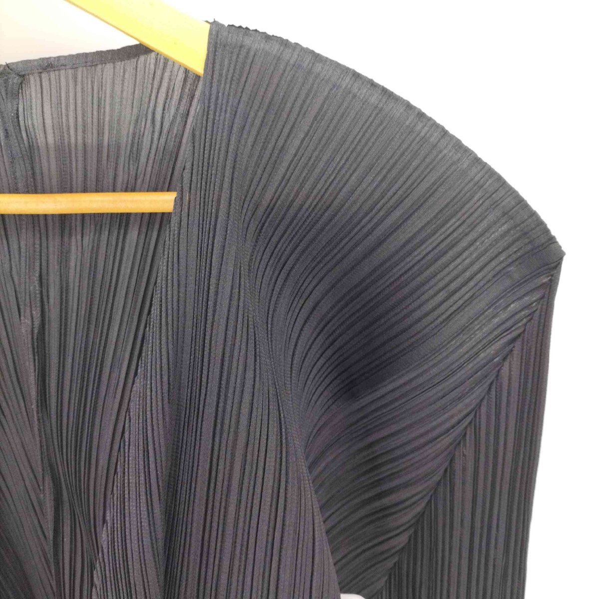 PLEATS PLEASE ISSEY MIYAKE(プリーツプリーズイッセイミヤケ) プリーツ カーディ 中古 古着 0344_画像3