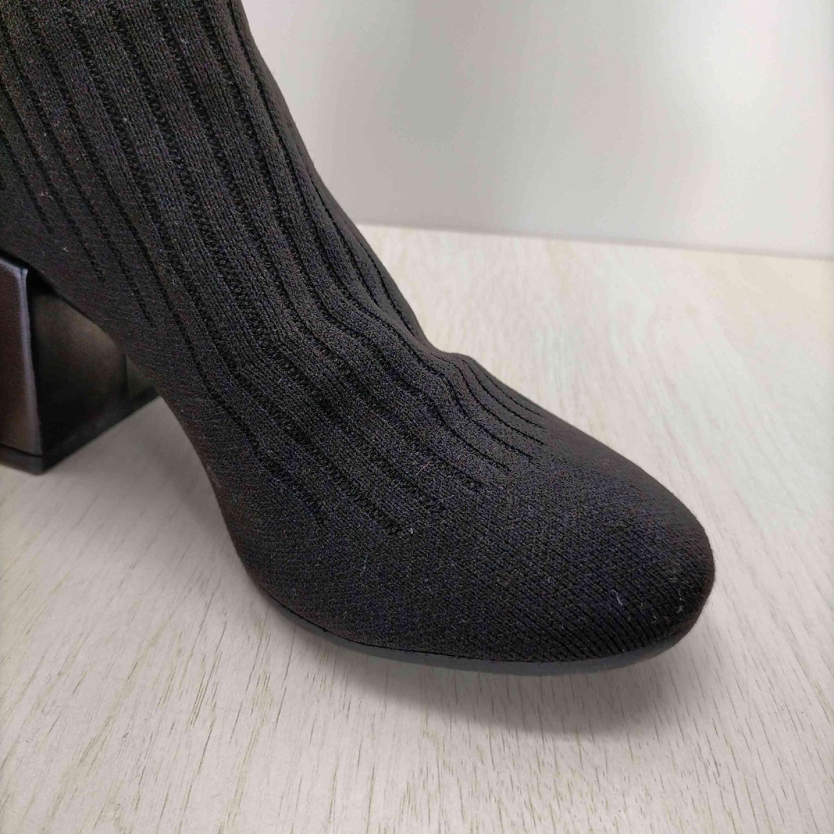 MM6 Maison Margiela(エムエムシックス メゾンマルジェラ) TRUNK ショートブーツ 中古 古着 0326_画像4