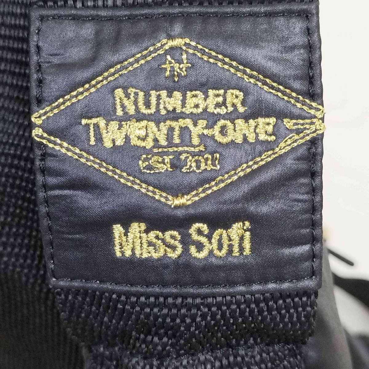 NUMBER TWENTY-ONE(ナンバー トゥエンティー ワン) Miss Sofi ダウンショルダー 中古 古着 0404_画像6