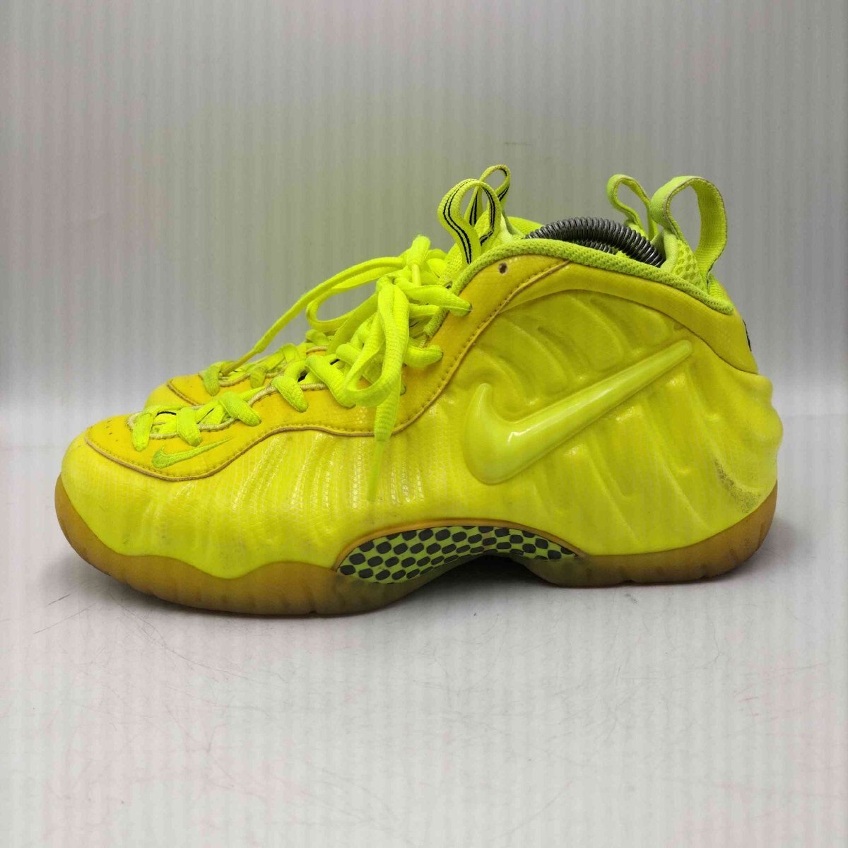 NIKE(ナイキ) AIR FOAMPOSITE PRO VOLT エア フォームポジット プロ ボルト 中古 古着 0544_画像2