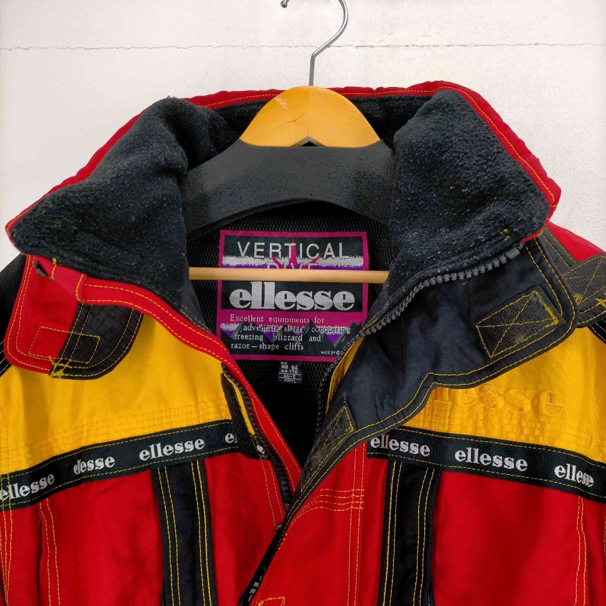 ellesse(エレッセ) VERTICAL DIVE ナイロンスノージャケット メンズ JPN：L 中古 古着 0908_画像3