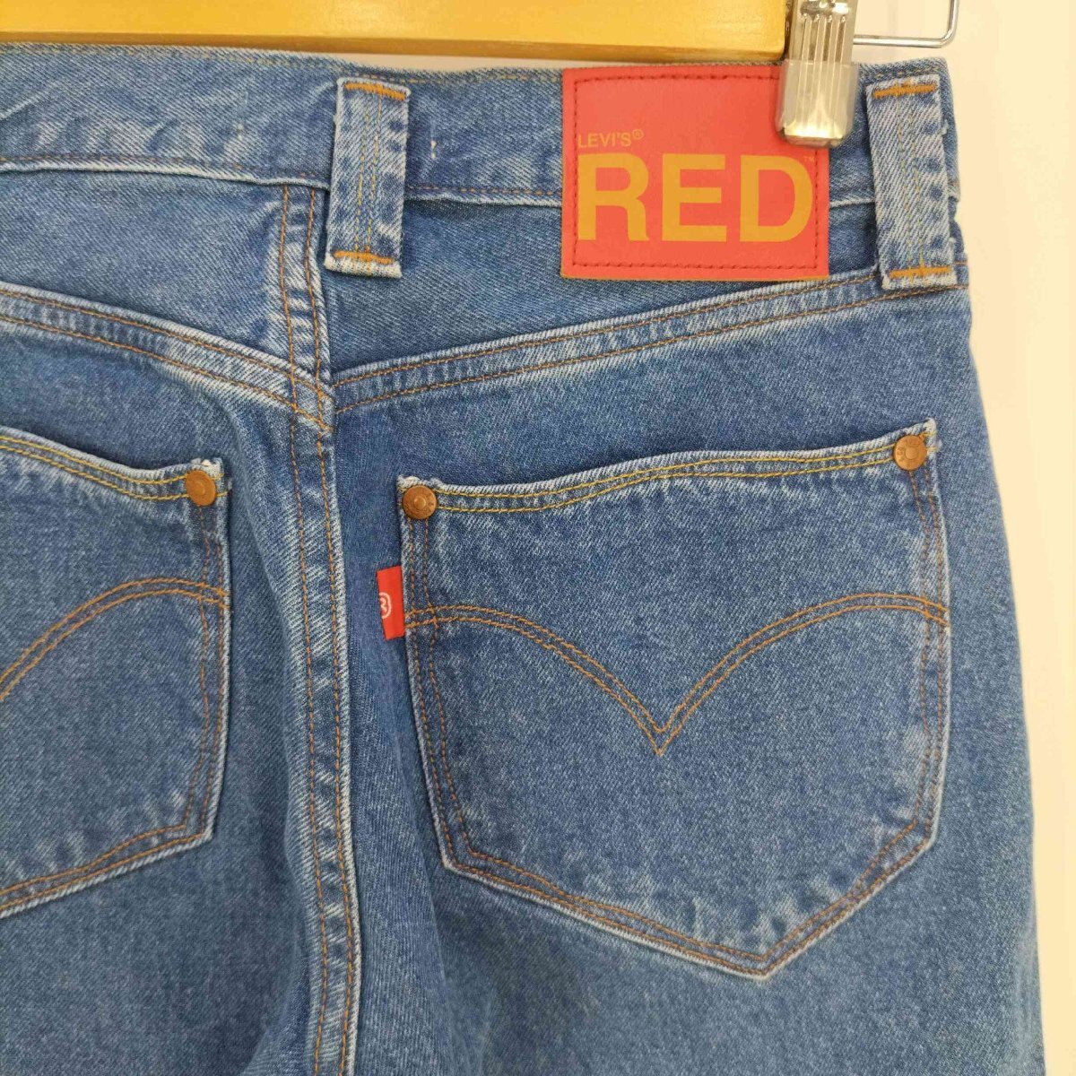 Levis RED(リーバイスレッド) LOW PRO ストレートデニムパンツ レディース W24 中古 古着 0225_画像5