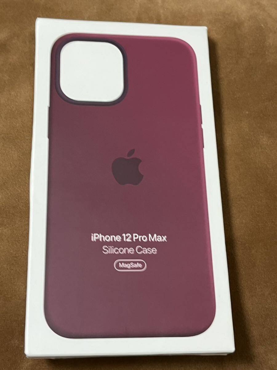 Apple アップル 純正 ☆ iPhone 12 Pro Max シリコンケース・プラム ☆ 新品_画像1