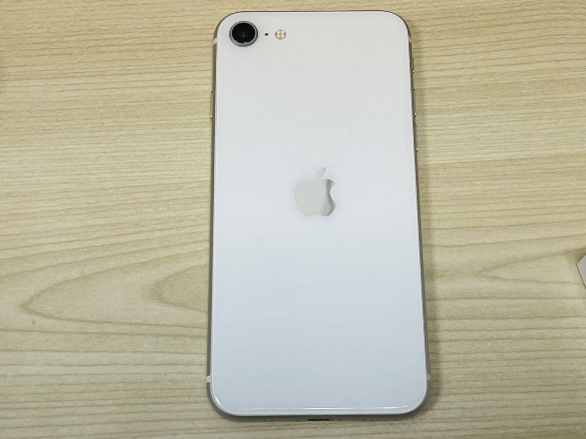 【稼働品】 iPhone SE 128GB 白 ホワイト モデル番号:MHGU3J/A アイフォン 携帯 Apple アップル SIM:ロック無 初期化済み 楽天購入の画像5