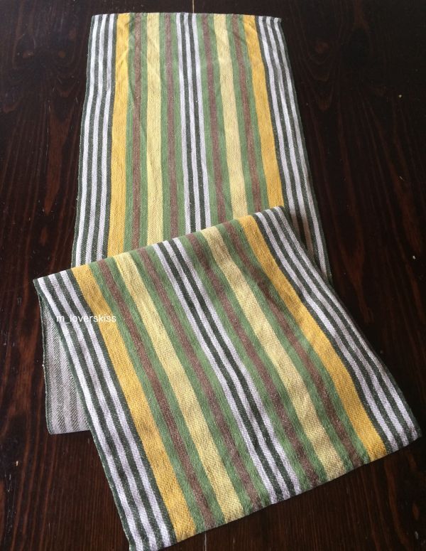 [ Northern Europe miscellaneous goods Sweden ] Vintage *50/60 period * table Runner * weave Cross * green . yellow color . tea. line 