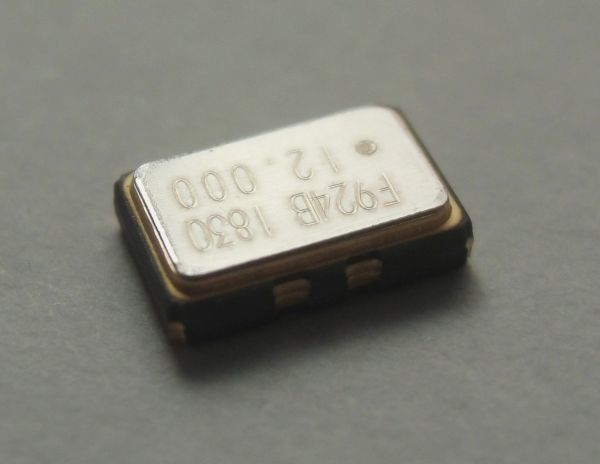 [単品] FOX 水晶発振器 TCXO FOX924B 12.000MHz ★±2.5PPM 超低ジッタ！の画像2