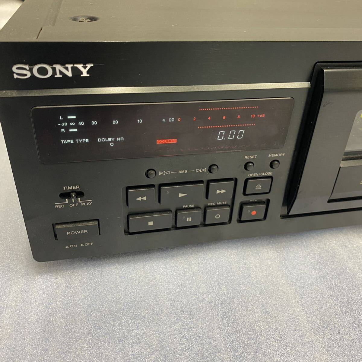 ★SONY ソニー カセットデッキ TC-KA3ES ※通電しますが開閉NG ジャンク扱いの画像2