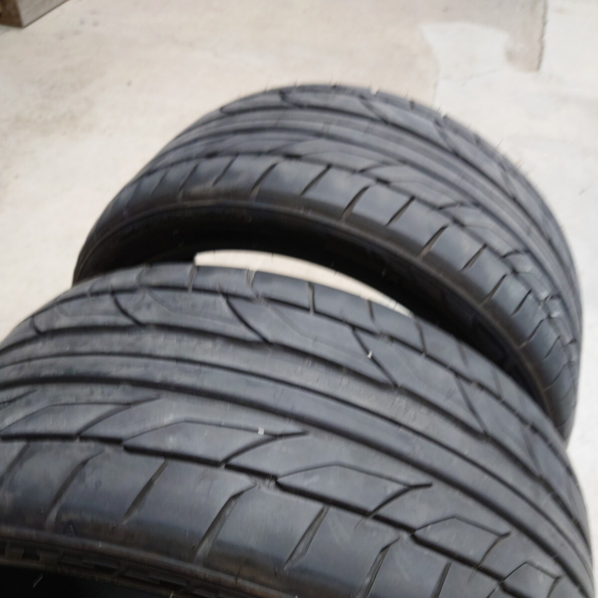 NITTO NT555 255/35 r20 2本 中古の画像2