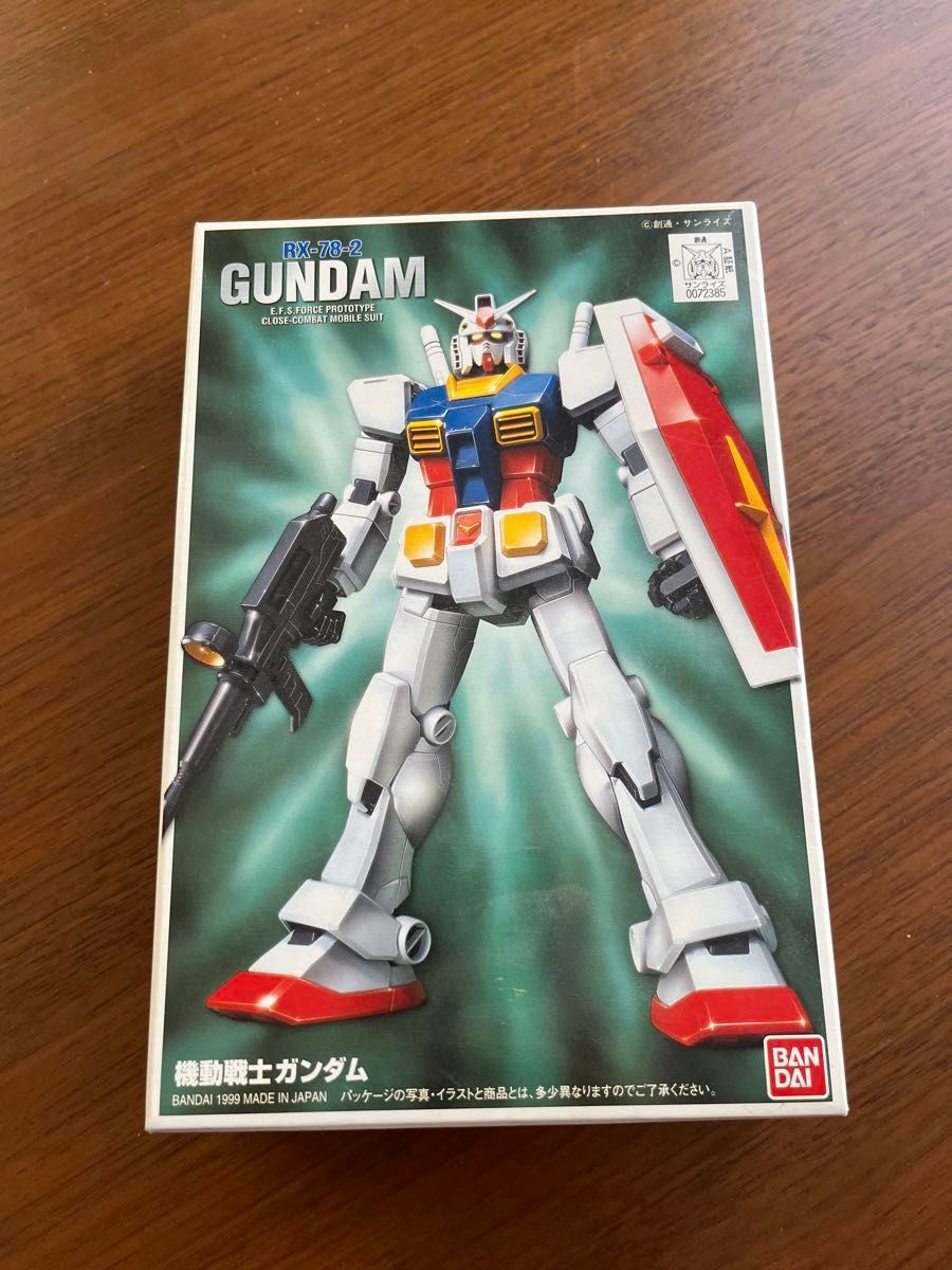 バンダイ【機動戦士ガンダム】FG-01▼1/144 RX-78-2 ガンダム