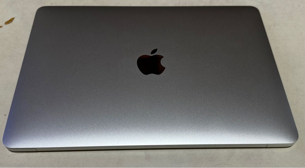 MacBook2017 シルバー core m3 メモリ8GB SSD 256GB Windows11 MacBook2017 シルバー core m3 メモリ8GB SSD 256GB Windows11