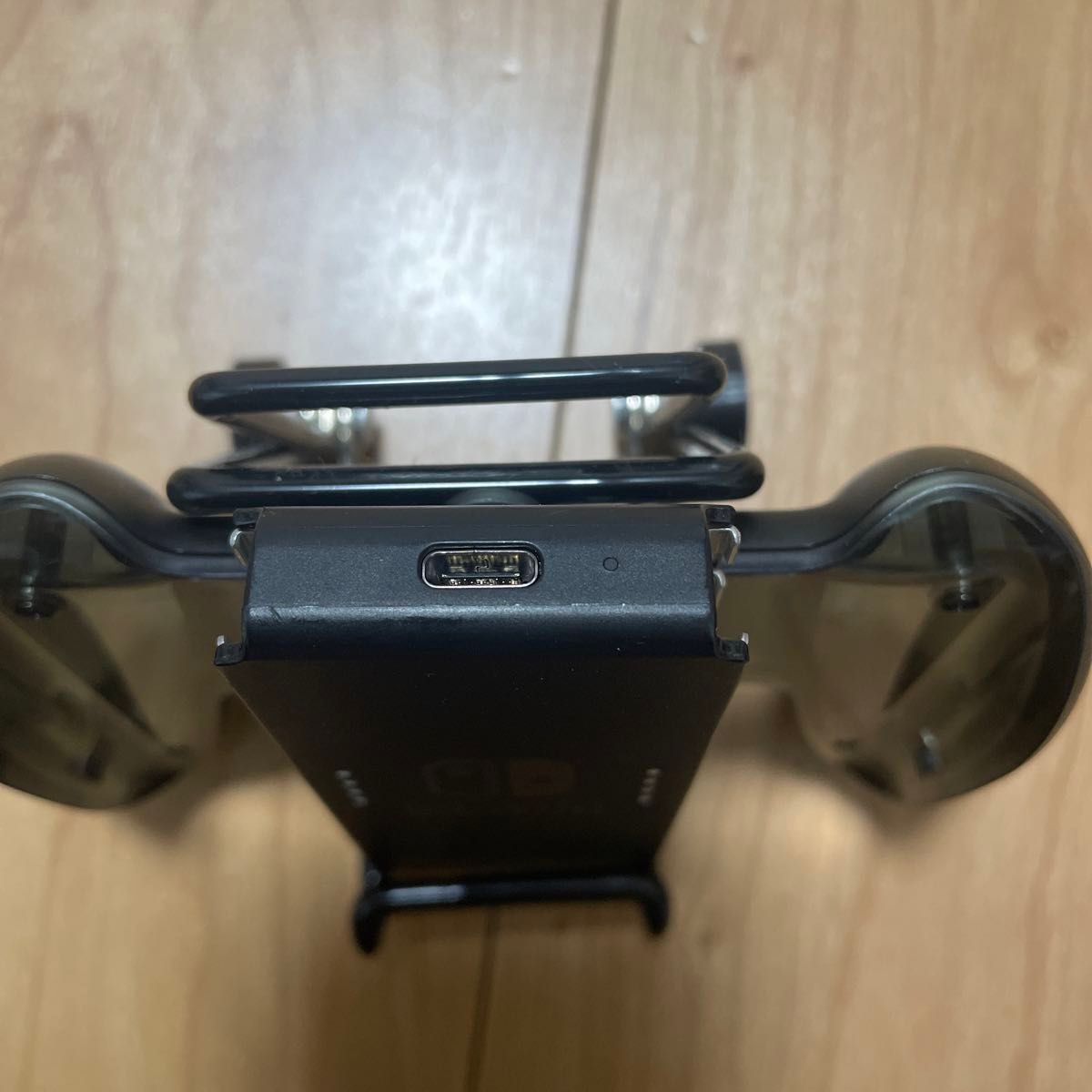 純正品】Nintendo Switch Joy-Con充電グリップ HAC-A-ESSKA 純正品】Nintendo Switch Joy-Con充電グリップ HAC-A-ESSKA
