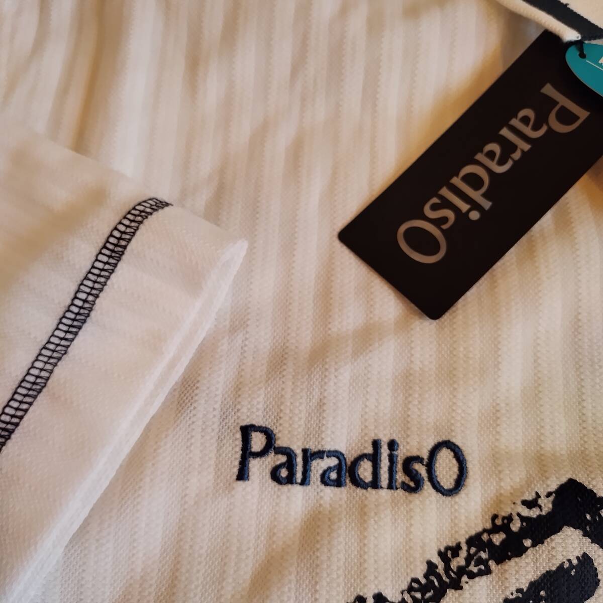 未使用品 パラディーゾ 半袖シャツ サイズＭ（大きめLL相当）吸汗速乾DRY 綿88％ やや光沢ホワイトⅹ同色ストライプ 薄手生地の画像3