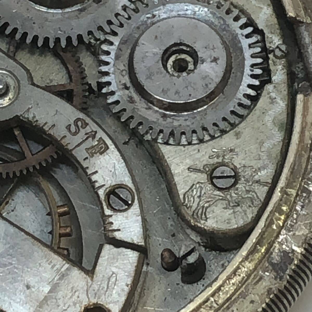 R.シュミット製 ヘロブ商会 商館時計 懐中時計 銀製 銀片蓋側 アンティーク 機械式 手巻き ジャンクの画像7