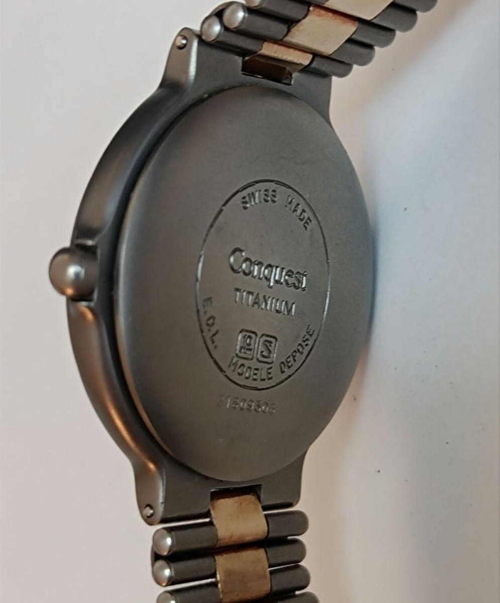 稼働品 ロンジン CONQUEST メンズ腕時計 黒色Wデイト文字盤 新品電池 チタン製バンドの画像3