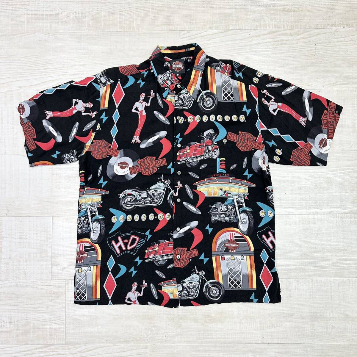 HARLEY DAVIDSON ハーレーダビッドソン HAWAII ALOHA SHIRT ハワイ アロハ シャツ 総柄 バイク ジュークボックス レコード ロゴ サイズ M_画像1