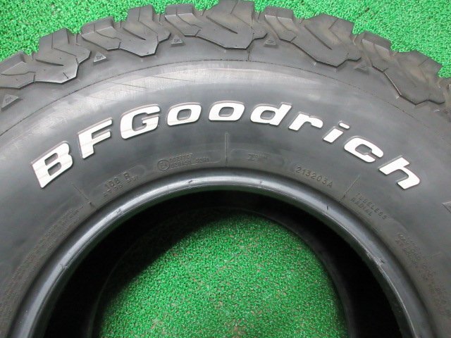 Z073【送料無料 在庫処分】33×12.50R15 108R 6PR 超溝高 8~8.5分山 マッドタイヤ BF Goodrich All-Terrain T/A KO2 ホワイトレター ♪ 4本の画像9