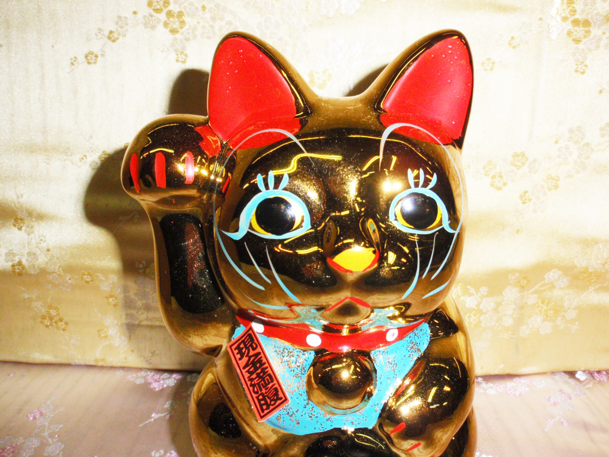 ◇24◇ 開運招福 招き猫★陶器18cm 金色右手 金運招福 国産品【信頼のヤフオク！実績２４年】☆_開運招福 招き猫★陶器18cm 金色右手