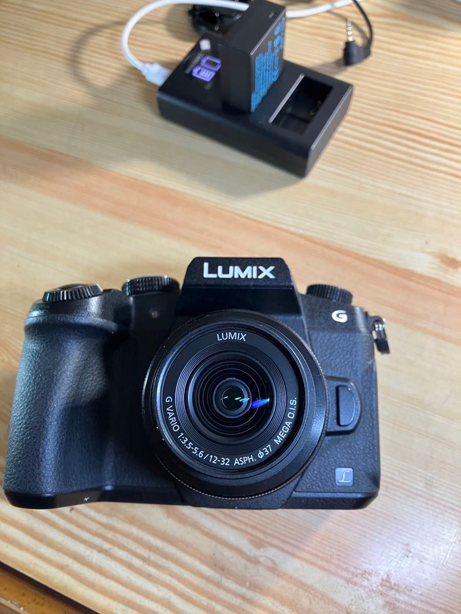 Panasonic Lumix G8 ダブルズームキット4k動画撮影可能、Wi-Fi使用可能ミラーレス一眼レフ