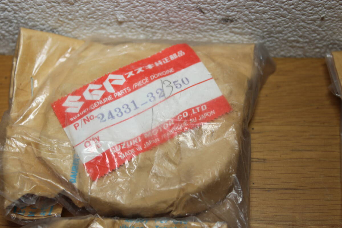 送料 ¥1500 SUZUKI スズキ GSX-R400 GK71B GK71F ? 不明 未使用 部品 SET GS GSX GSXR カム ハウジング テンショナー バンデットの画像6