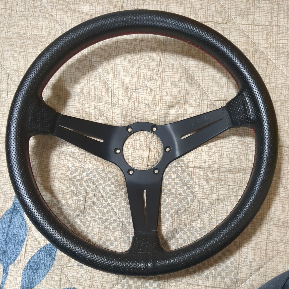 NARDI ナルディ ステアリング 350mm 35パイ SPORTS TYPE ラリー パンチングレザー ディープコーンタイプ_画像1