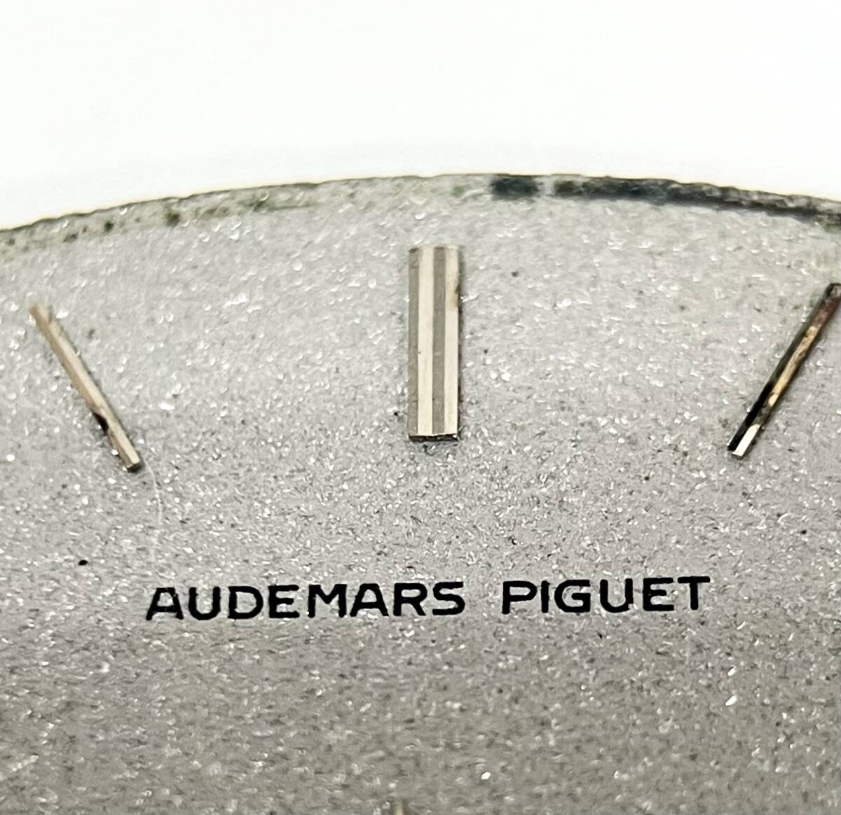 【AUDEMARS PIGUET】オーデマ・ピゲ ムーブメント 手巻き Cal,2003/1 文字盤 リューズ 腕時計 パーツ 部品取りの画像3