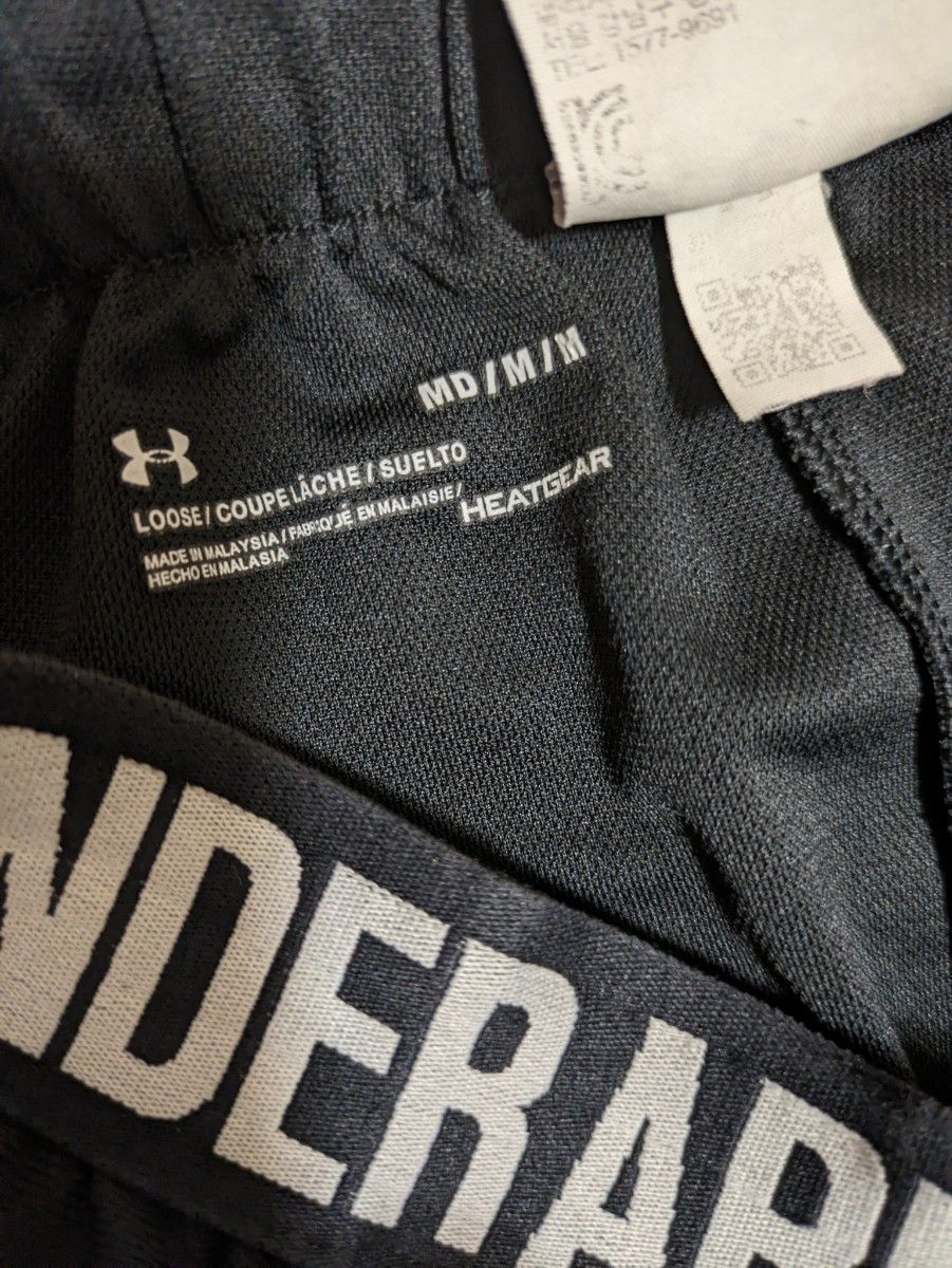 UNDER ARMOUR  アンダーアーマー  ショートパンツ  Mサイズ  黒