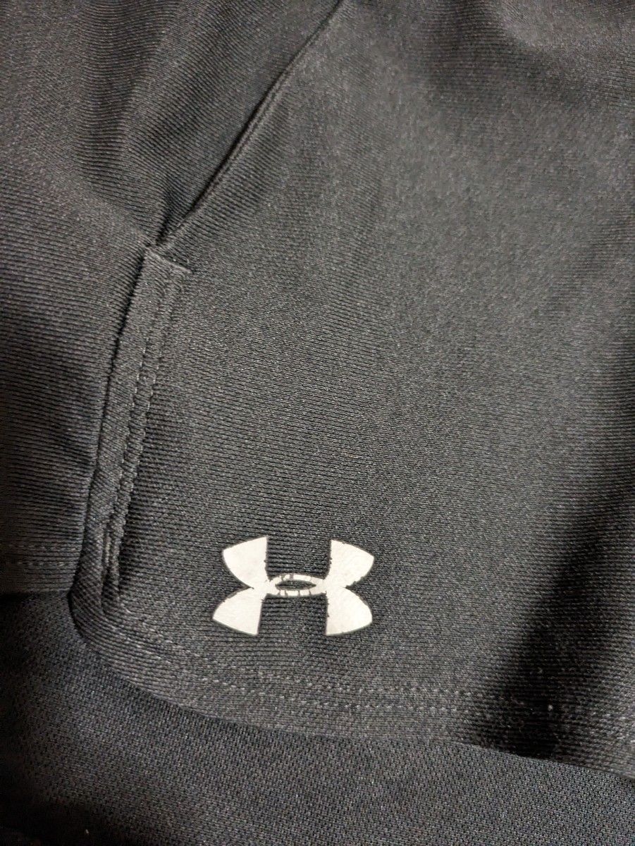 UNDER ARMOUR  アンダーアーマー  ショートパンツ  Mサイズ  黒