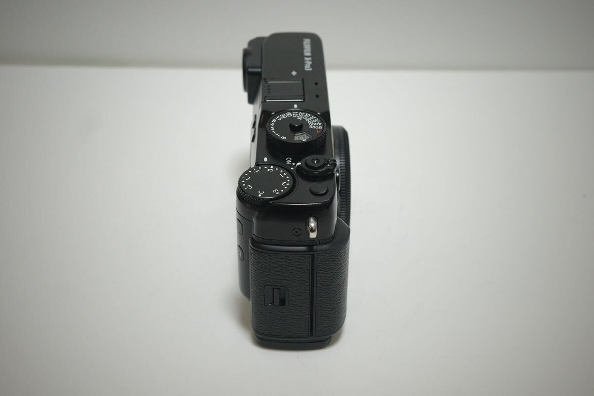 FUJIFILM ミラーレス一眼カメラ X-Pro3 ブラック 防塵防滴耐低温　純正グリップ付き　ワンオーナー品_画像5