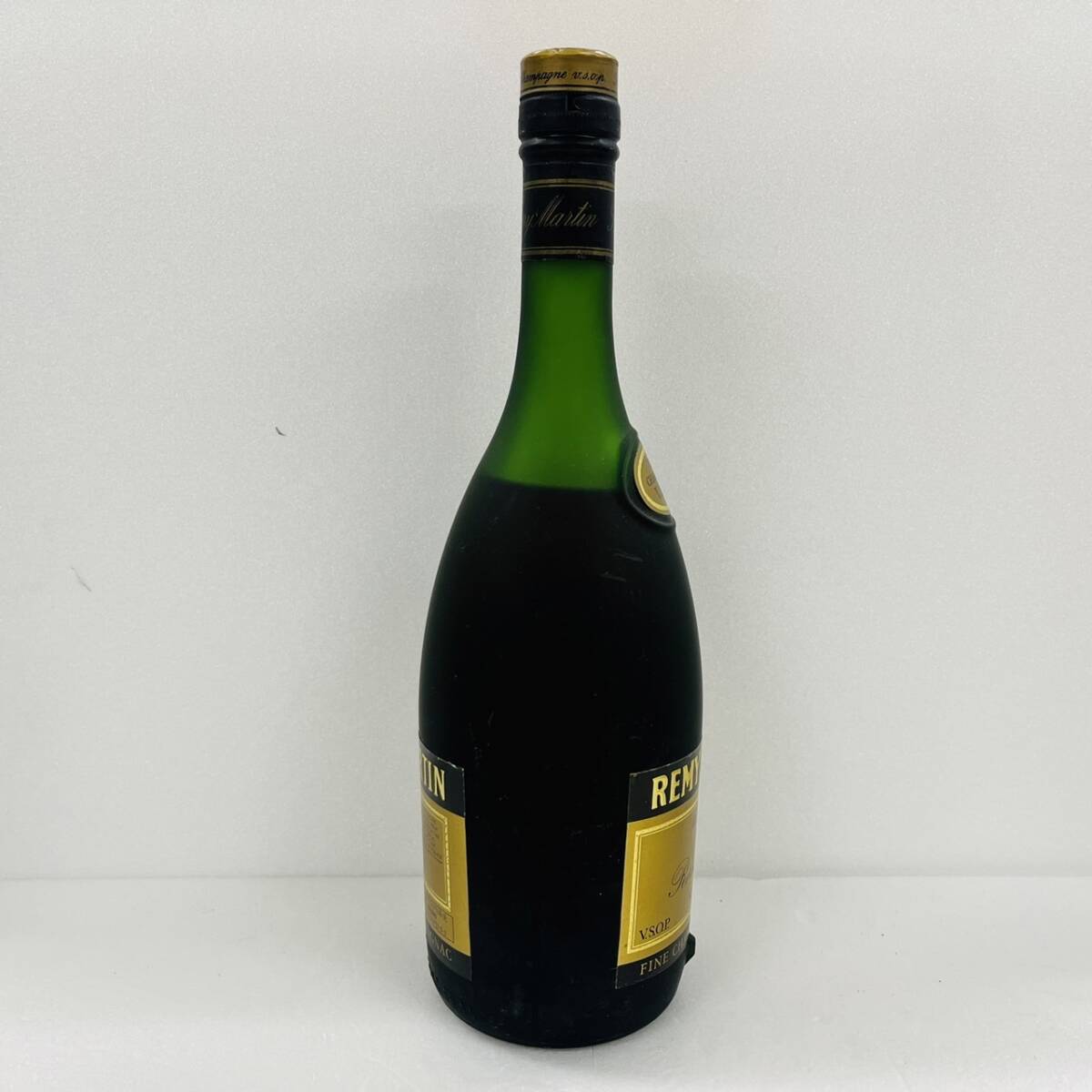 G251-Z6-456【未開栓】REMY MARTIN レミーマルタン FINE CHAMPAGNE シャンパーニュ COGNAC コニャック V.S.O.P ブランデー 700ml/40％ 酒②の画像4