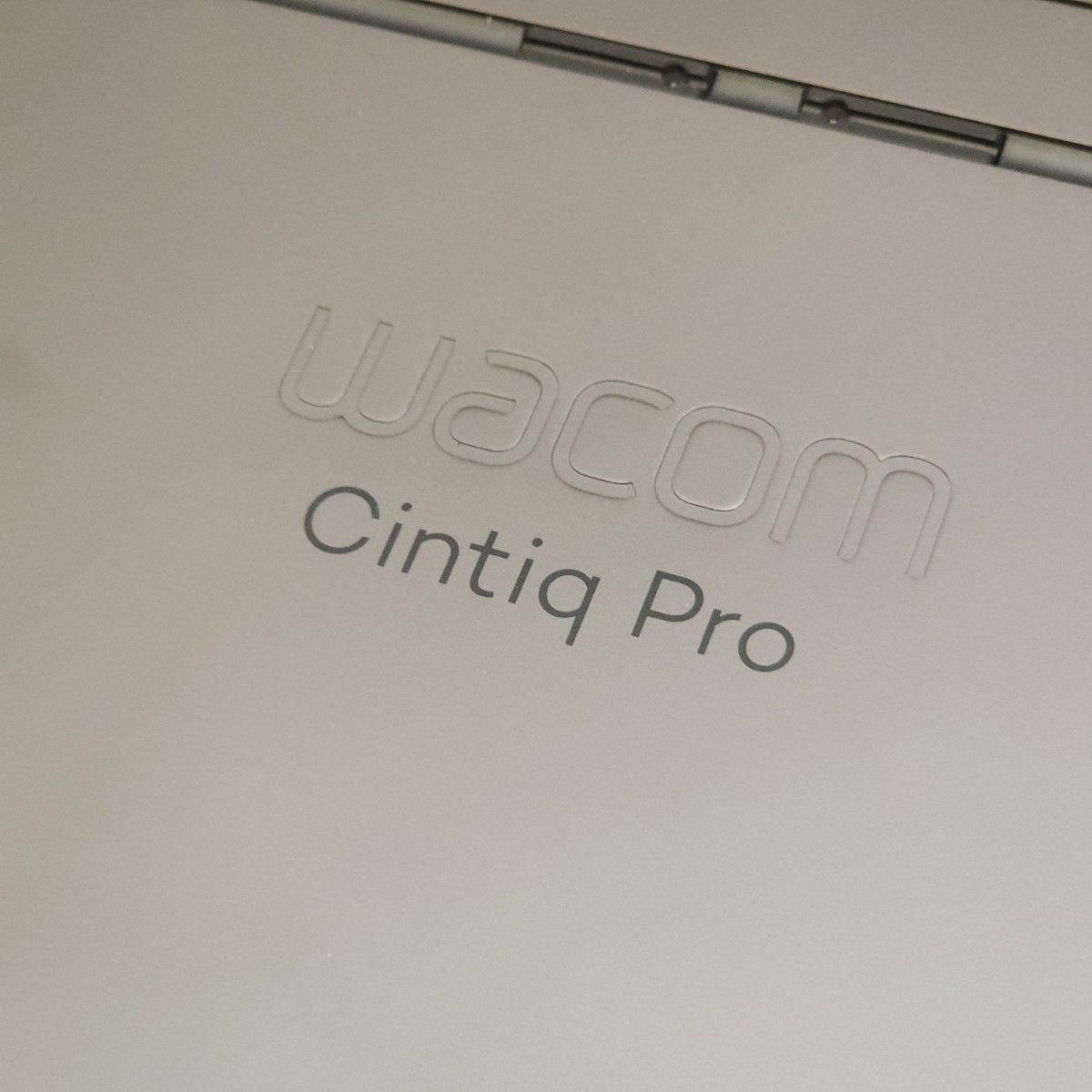 ワコム 液晶ペンタブレット Wacom Cintiq Pro 16 DTH-1620/K0