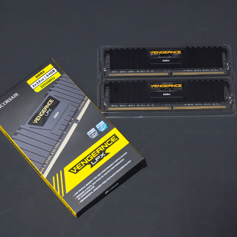 デスクトップPC用 メモリ64GB [32GB × 2枚] DDR4-3200MHz CORSAIR Vengeance LPX シリーズ★日本全国送料無料★CMK64GX4M2E3200C16の画像1