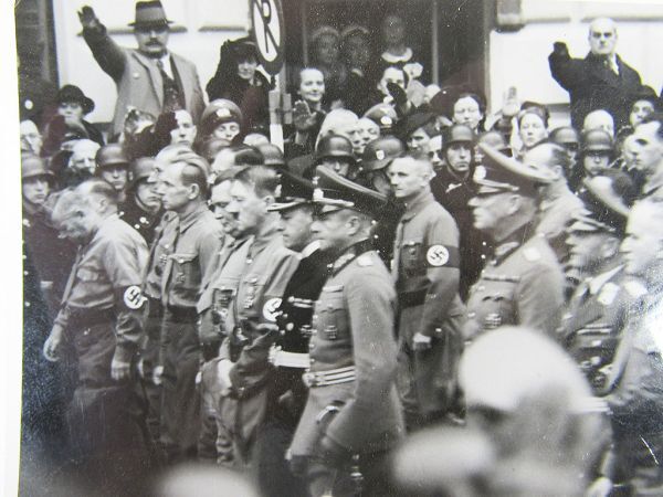 第二次大戦中実物 ドイツ軍 ヒトラー他 将官写真の画像3