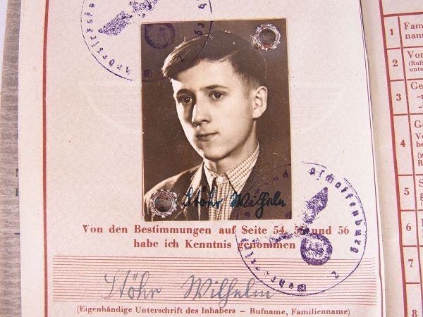 第二次大戦中実物 ドイツ軍 Wehepas ベアパスの画像8
