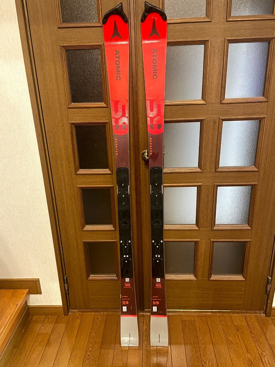 入手困難 ATOMIC WC 特別仕様モデル REDSTER S9 FIS M 165cm 入手困難 ATOMIC WC 特別仕様モデル REDSTER S9 FIS M 165cm
